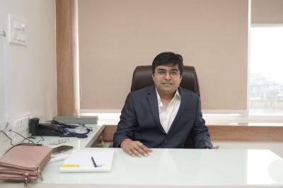 Photos of Dr. Vaibhav Biyani