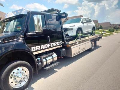 Photos of Bradford's Truck & Trailer Repair