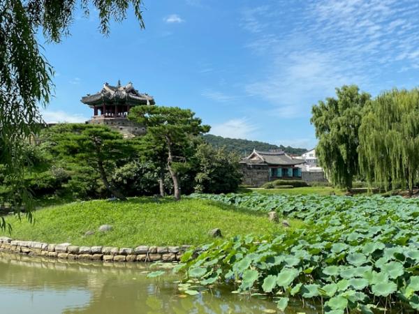 Banghwasuryujeong Pavilion in Suwon